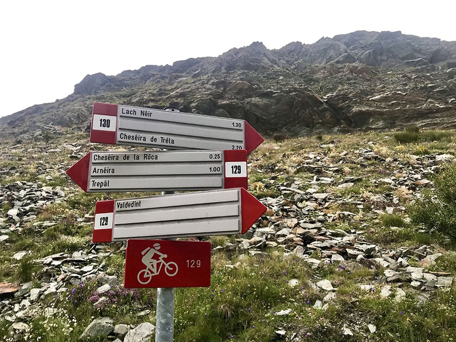 Partenza sentiero per il Lago Nero - segnaletica