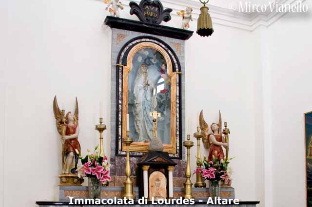Chiesa dell'Immacolata di Lourdes - Livigno - parte superiore altare