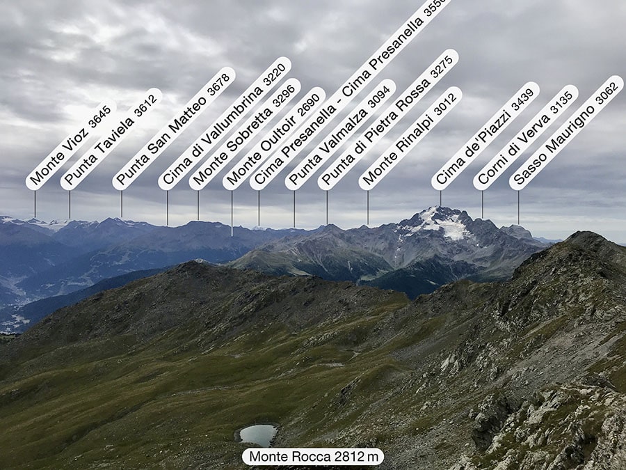 Dalla cima del Monte Rocca verso Cima Piazzi, Il San Matteo e altre montagne sopra Bormio