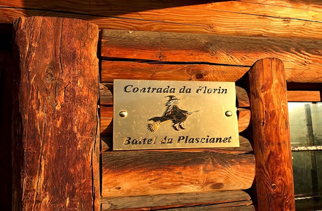 insegna incisa del baitel da Plascianet