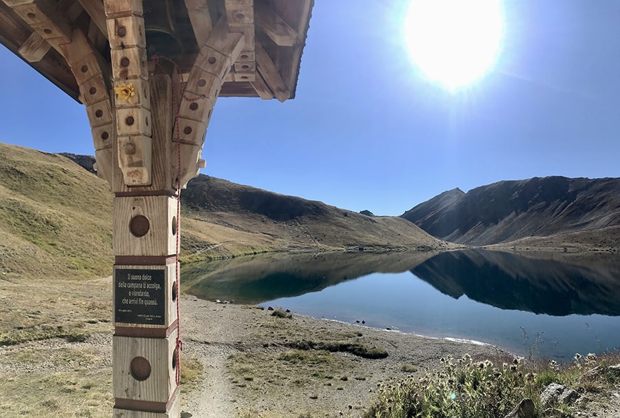 Lago del Monte - la campanella di benvenuto al baitel 