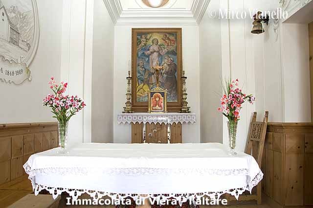 Chiesa dell'Immacolata di Viera - Livigno - il quadro della madonna e S.Antonio